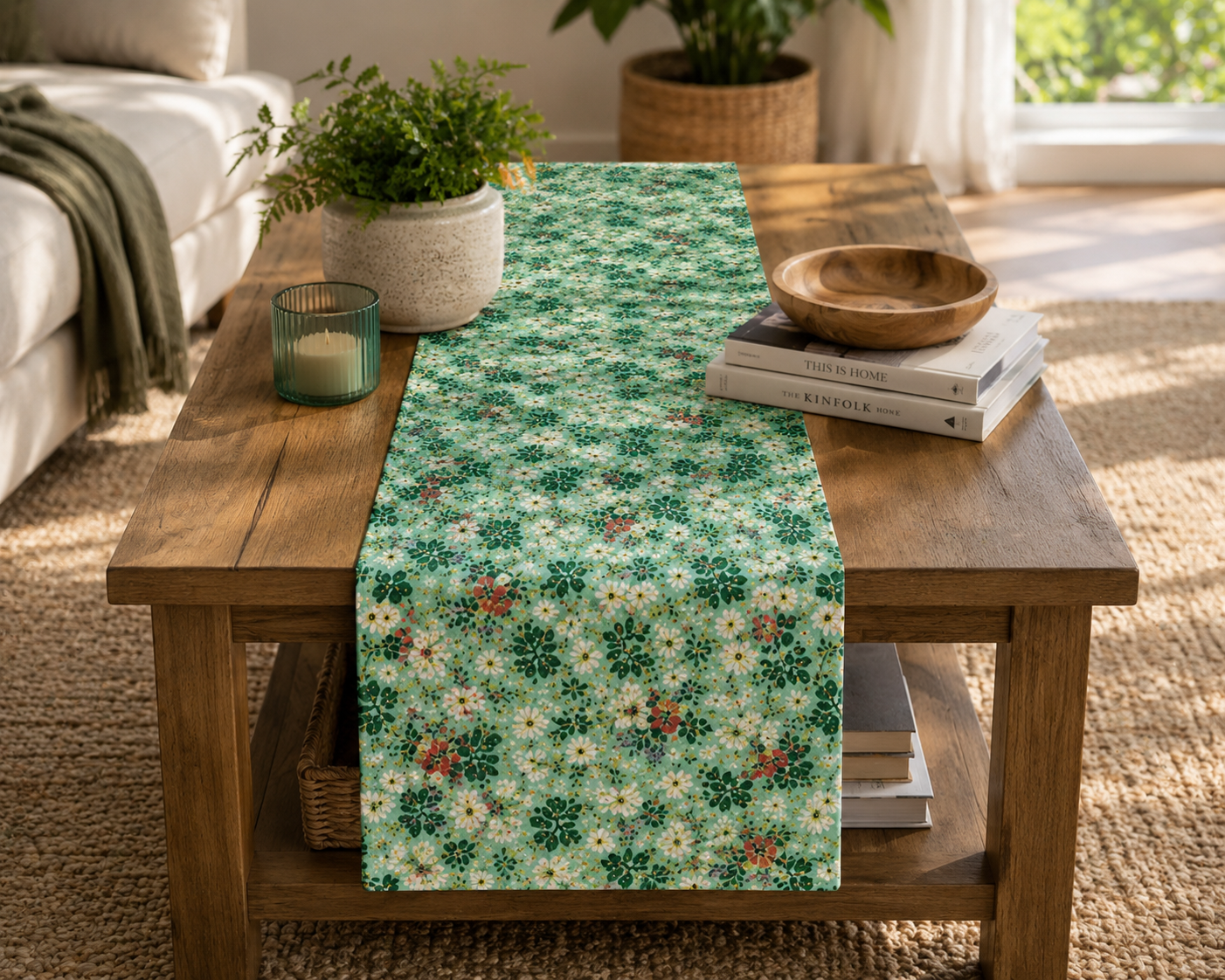 GREEN GARDEN TABLE RUNNER