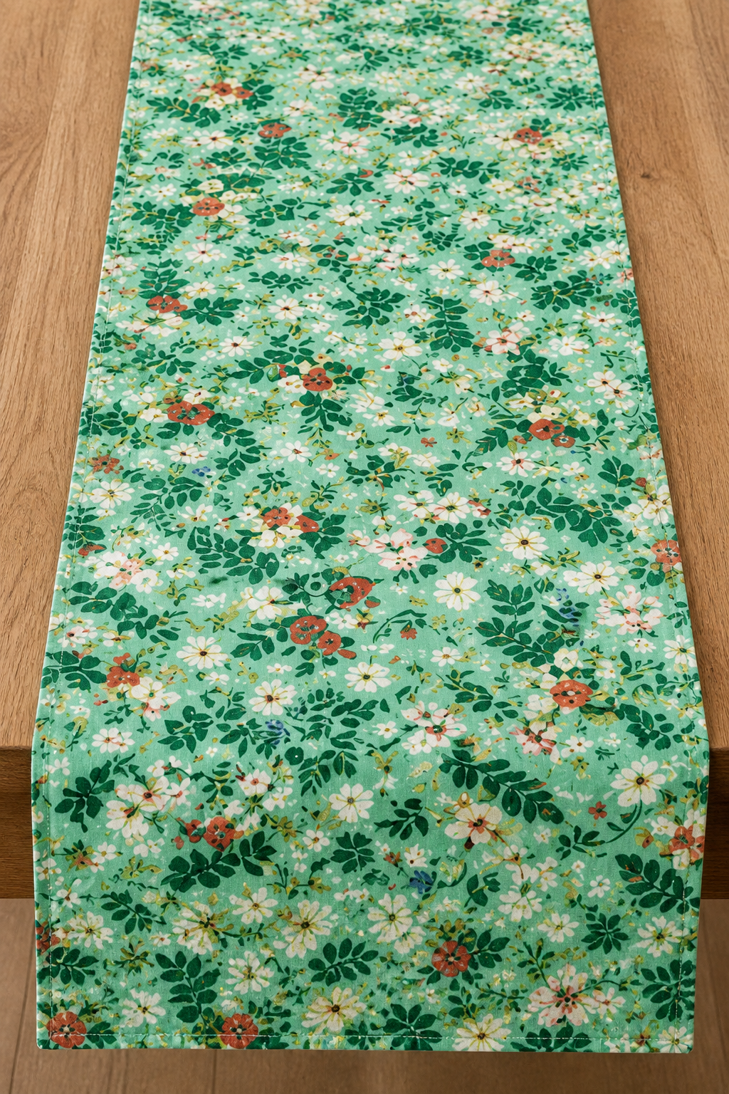 GREEN GARDEN TABLE RUNNER - Image 4